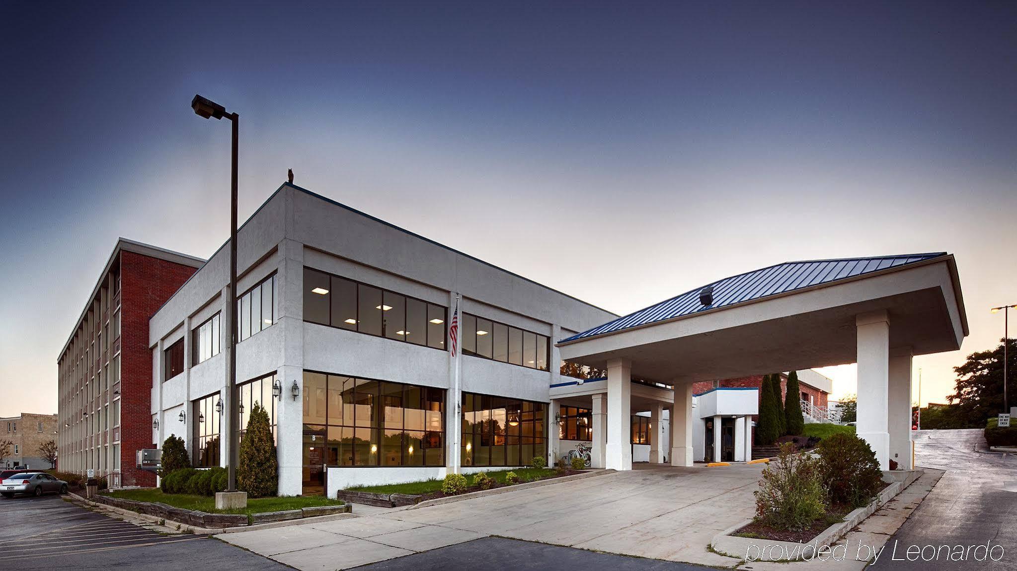 Wyndham Garden Harborside Hotel Kenosha