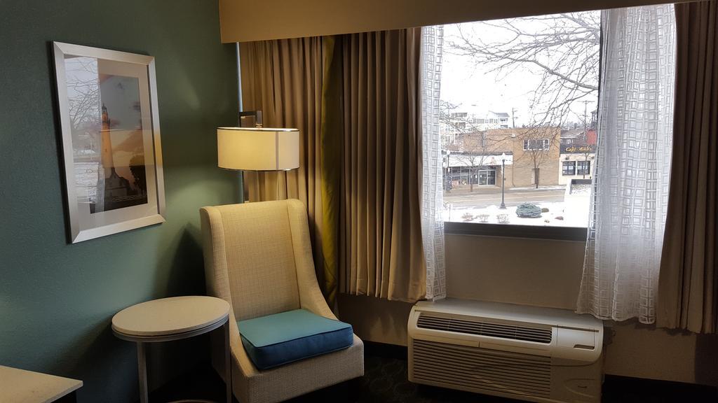 Wyndham Garden Harborside Kenosha