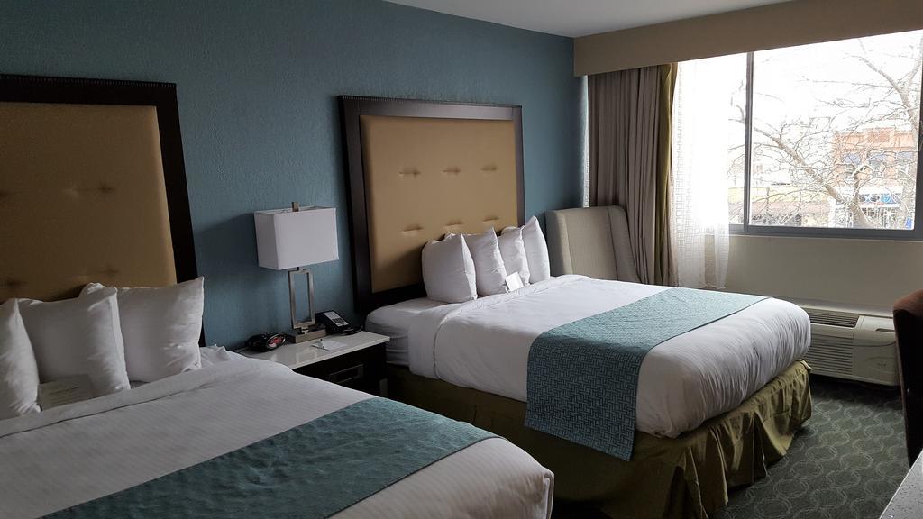 Wyndham Garden Harborside Kenosha