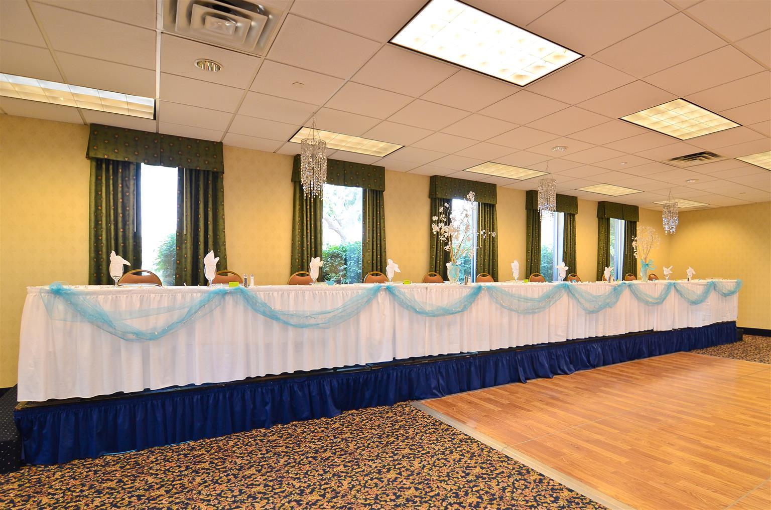 Wyndham Garden Harborside Kenosha