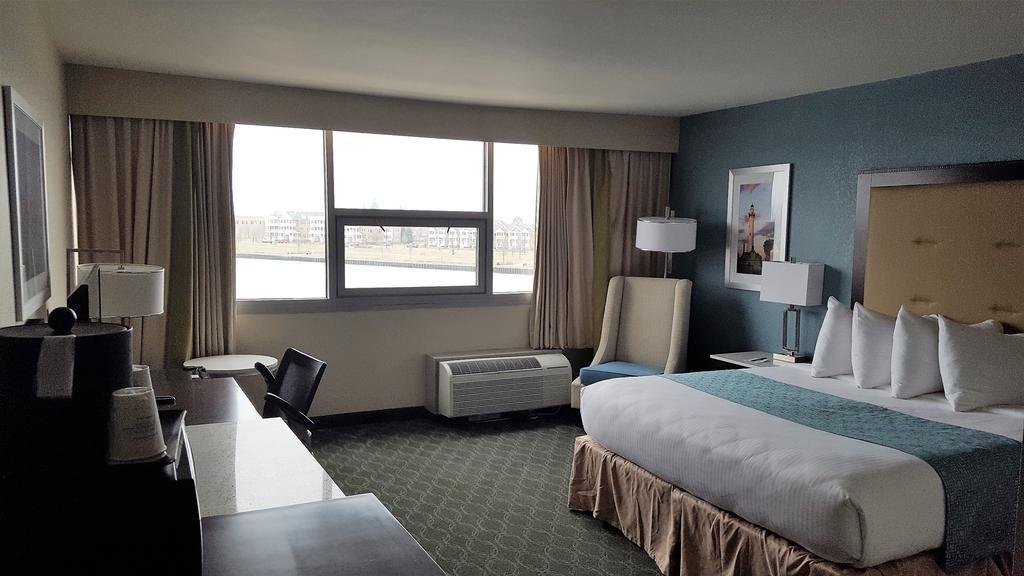 Hotel Wyndham Garden Harborside Kenosha